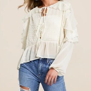 Women’s Cream Ruffle Pleated Top NWOT